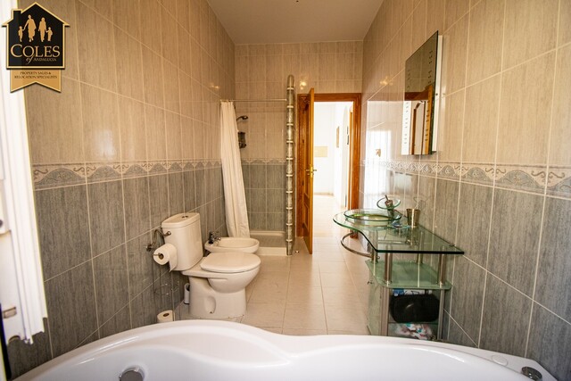 ARB3VH35: Villa for Sale in Arboleas, Almería