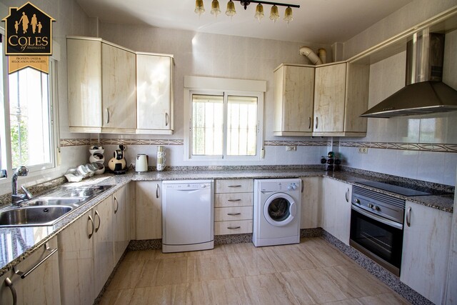 ARB3VH35: Villa for Sale in Arboleas, Almería