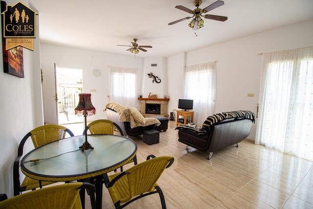 ARB3VH35: Villa for Sale in Arboleas, Almería