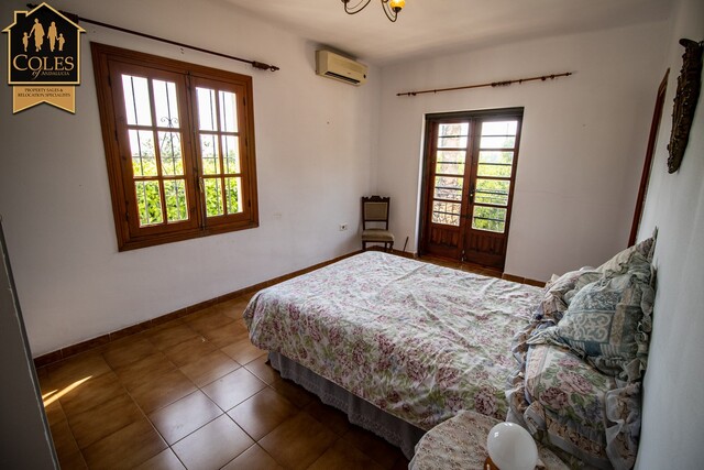 GAL5V06: Villa for Sale in Los Gallardos, Almería