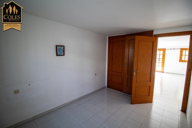 GAL5V06: Villa for Sale in Los Gallardos, Almería