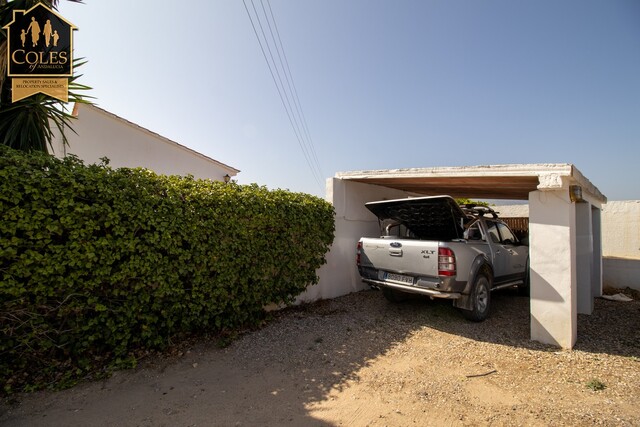 GAL5V06: Villa for Sale in Los Gallardos, Almería