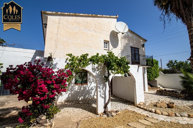 GAL5V06: Villa for Sale in Los Gallardos, Almería