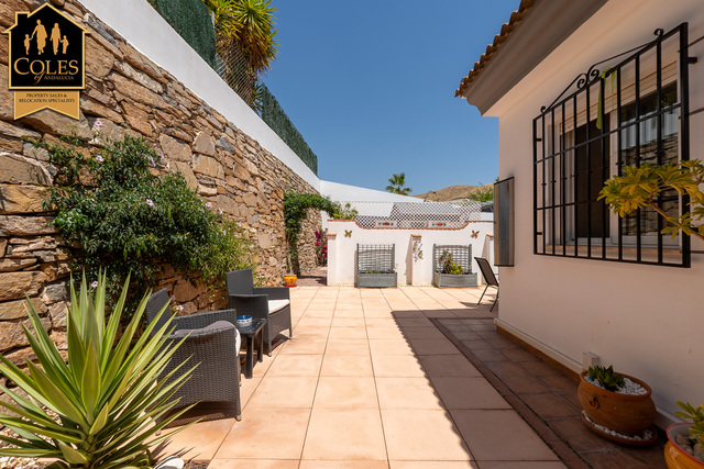 ARB3VL38: Villa for Sale in Arboleas, Almería