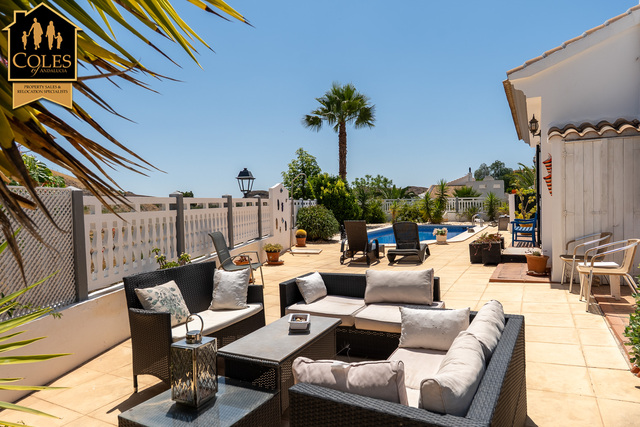 ARB3VL38: Villa for Sale in Arboleas, Almería