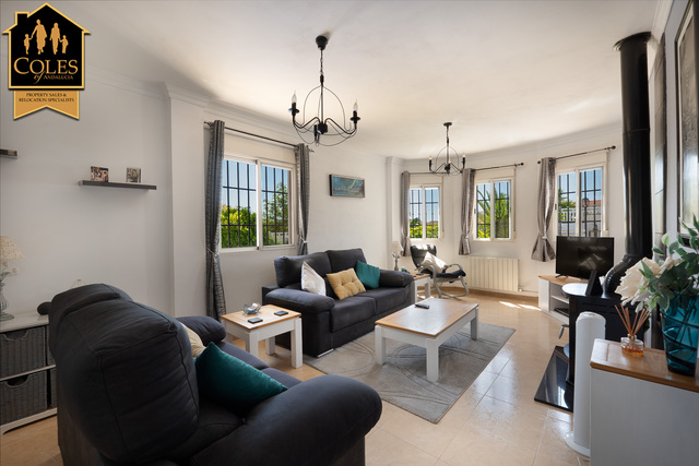 ARB3VL38: Villa for Sale in Arboleas, Almería