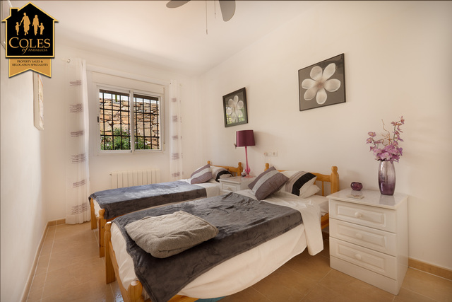 ARB3VL38: Villa for Sale in Arboleas, Almería