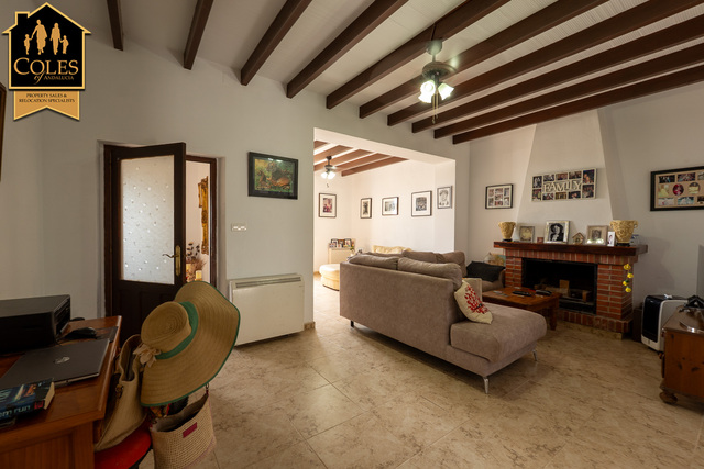 TUR5C01: Cortijo for Sale in Turre, Almería