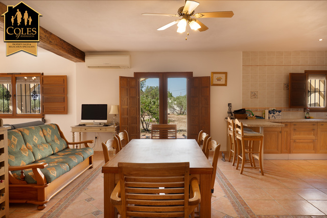 TAB3V02: Villa for Sale in Tabernas, Almería