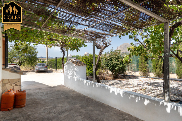 BLA3V11: Villa for Sale in Velez Blanco, Almería