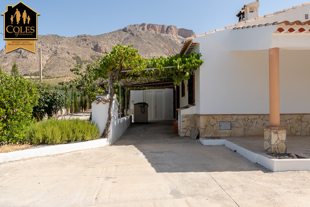 BLA3V11: Villa for Sale in Velez Blanco, Almería