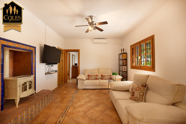 BLA3V11: Villa for Sale in Velez Blanco, Almería