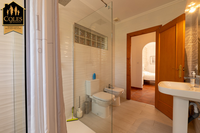 RUB3V22: Villa for Sale in Velez Rubio, Almería