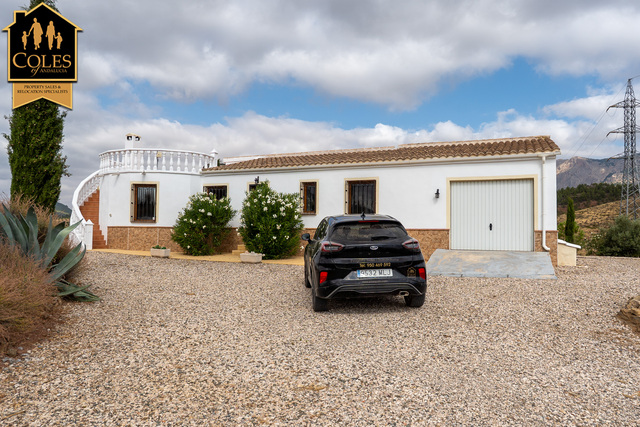 RUB3V22: Villa for Sale in Velez Rubio, Almería