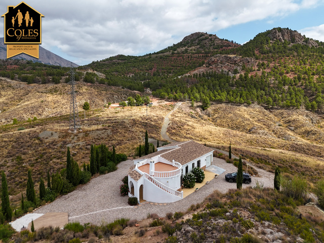 RUB3V22: Villa for Sale in Velez Rubio, Almería
