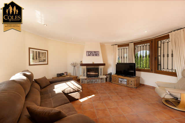 RUB3V22: Villa for Sale in Velez Rubio, Almería