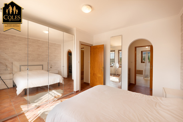 RUB3V22: Villa for Sale in Velez Rubio, Almería
