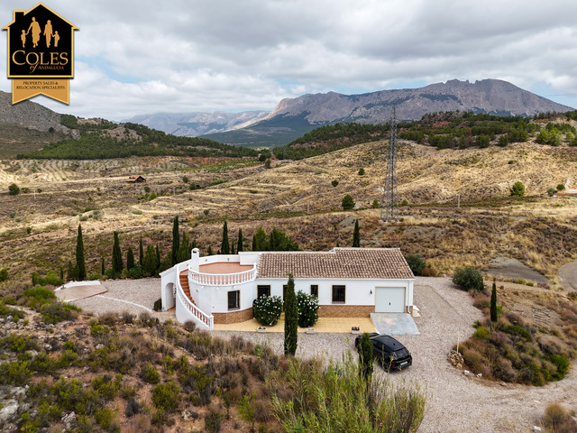 RUB3V22: Villa for Sale in Velez Rubio, Almería