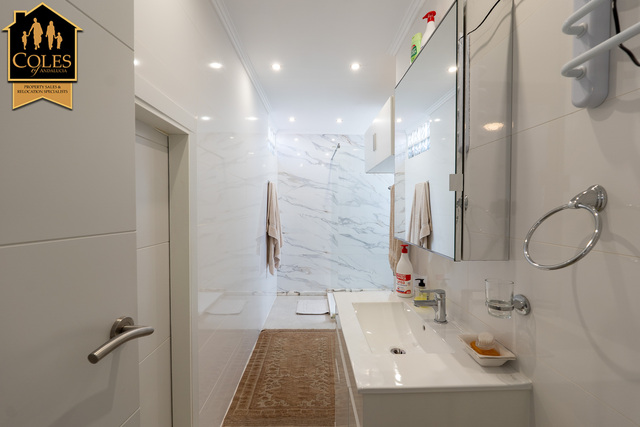 MOJ4V14: Villa for Sale in Mojácar Playa, Almería