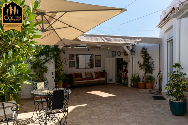 MOJ4V14: Villa for Sale in Mojácar Playa, Almería