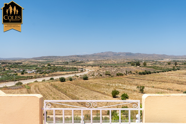 TUR3V54: Villa for Sale in Turre, Almería