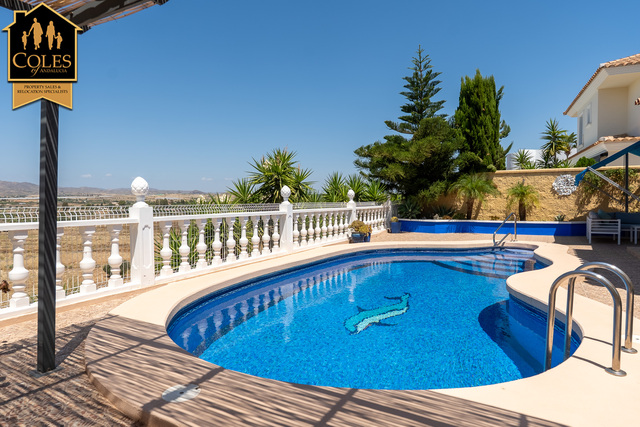 TUR3V54: Villa for Sale in Turre, Almería