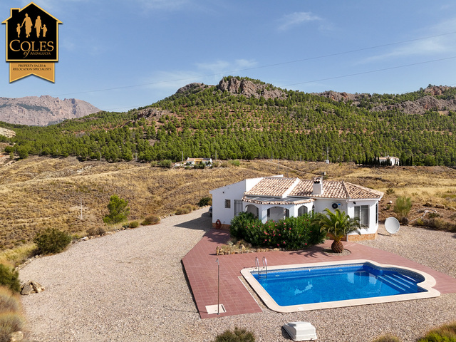 RUB2V02: Villa for Sale in Velez Rubio, Almería