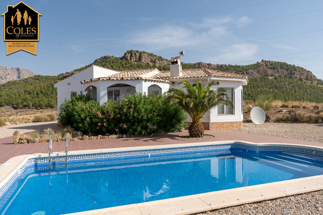 RUB2V02: Villa for Sale in Velez Rubio, Almería