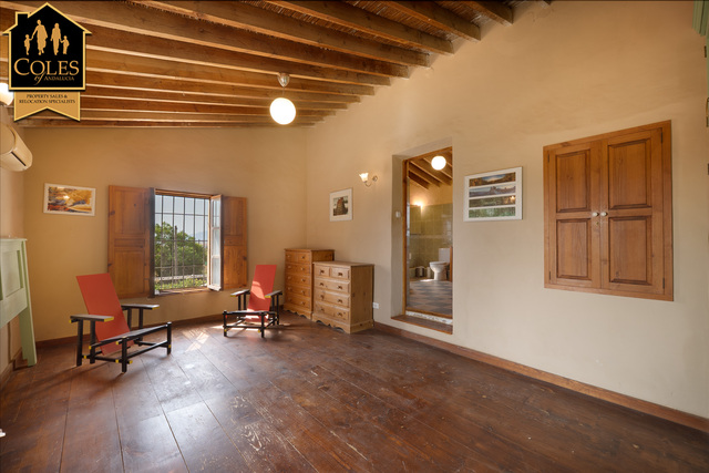 ANT4C03: Cortijo for Sale in Antas, Almería