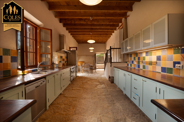 ANT4C03: Cortijo for Sale in Antas, Almería