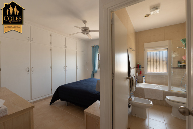 VAL3V18: Villa for Sale in Valle del Este Golf, Almería