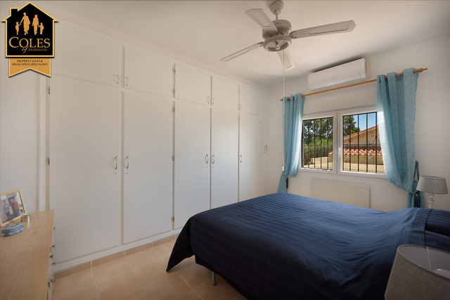 VAL3V18: Villa for Sale in Valle del Este Golf, Almería