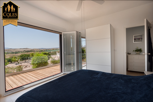 VAL3V18: Villa for Sale in Valle del Este Golf, Almería