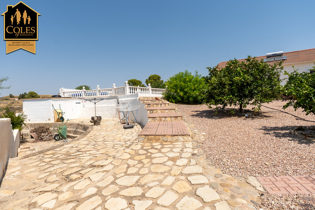 VAL3V18: Villa for Sale in Valle del Este Golf, Almería
