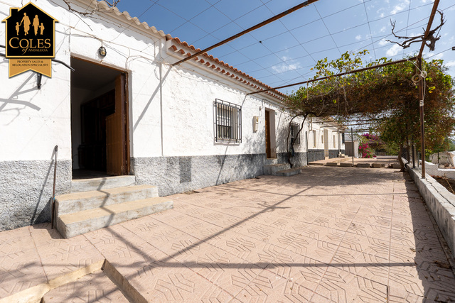 AFX3C02: Cortijo for Sale in Alfaix, Almería