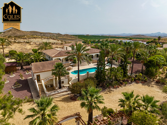 GAL3V03: Villa for Sale in Los Gallardos, Almería
