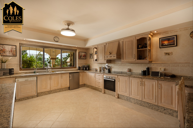 GAL3V03: Villa for Sale in Los Gallardos, Almería