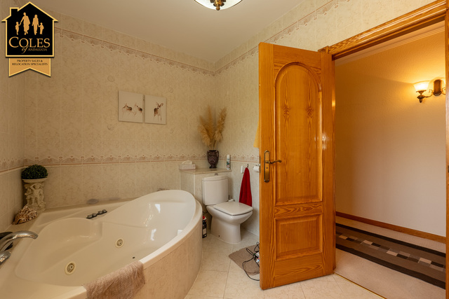 GAL3V03: Villa for Sale in Los Gallardos, Almería