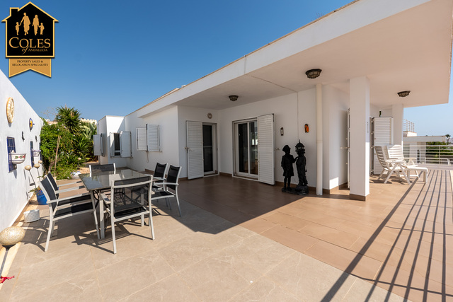 MOJ3V18: Villa for Sale in Mojácar Playa, Almería