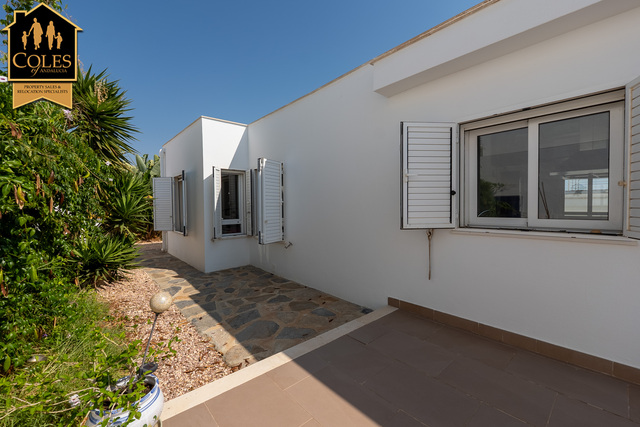 MOJ3V18: Villa for Sale in Mojácar Playa, Almería