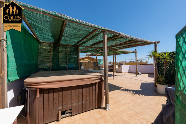 GAL3VJ20: Villa for Sale in Los Gallardos, Almería