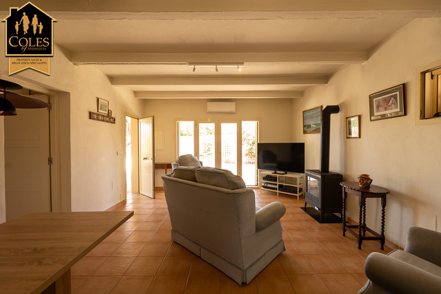 GAL2V02: Villa for Sale in Los Gallardos, Almería