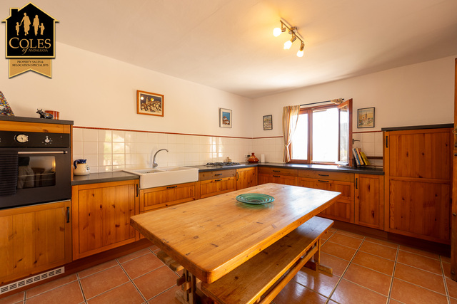 BED3C01: Cortijo for Sale in Bedar, Almería