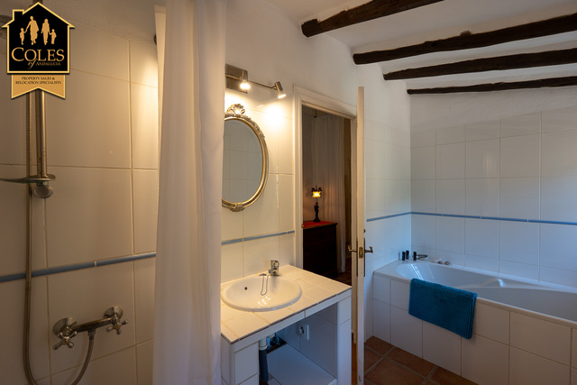 BED3C01: Cortijo for Sale in Bedar, Almería