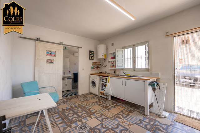 LUB2C02: Cortijo for Sale in Lubrin, Almería