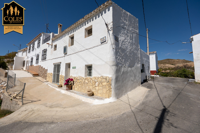LUB2C02: Cortijo for Sale in Lubrin, Almería