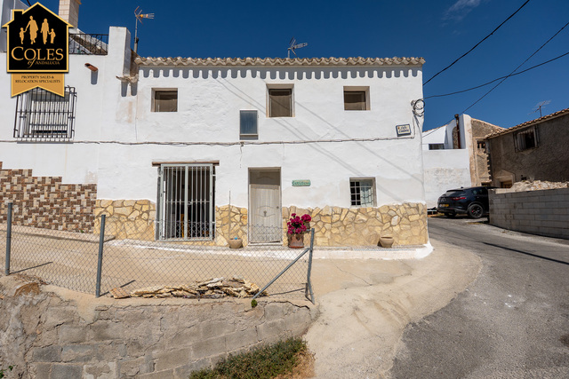 LUB2C02: Cortijo for Sale in Lubrin, Almería