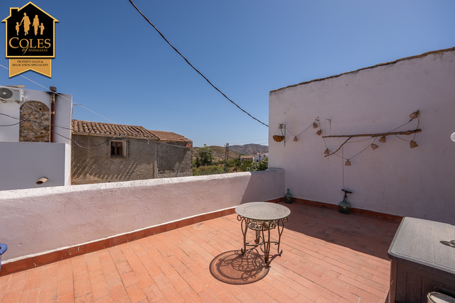 LUB2C02: Cortijo for Sale in Lubrin, Almería