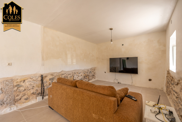 LUB2C02: Cortijo for Sale in Lubrin, Almería