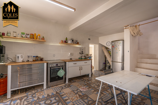 LUB2C02: Cortijo for Sale in Lubrin, Almería
